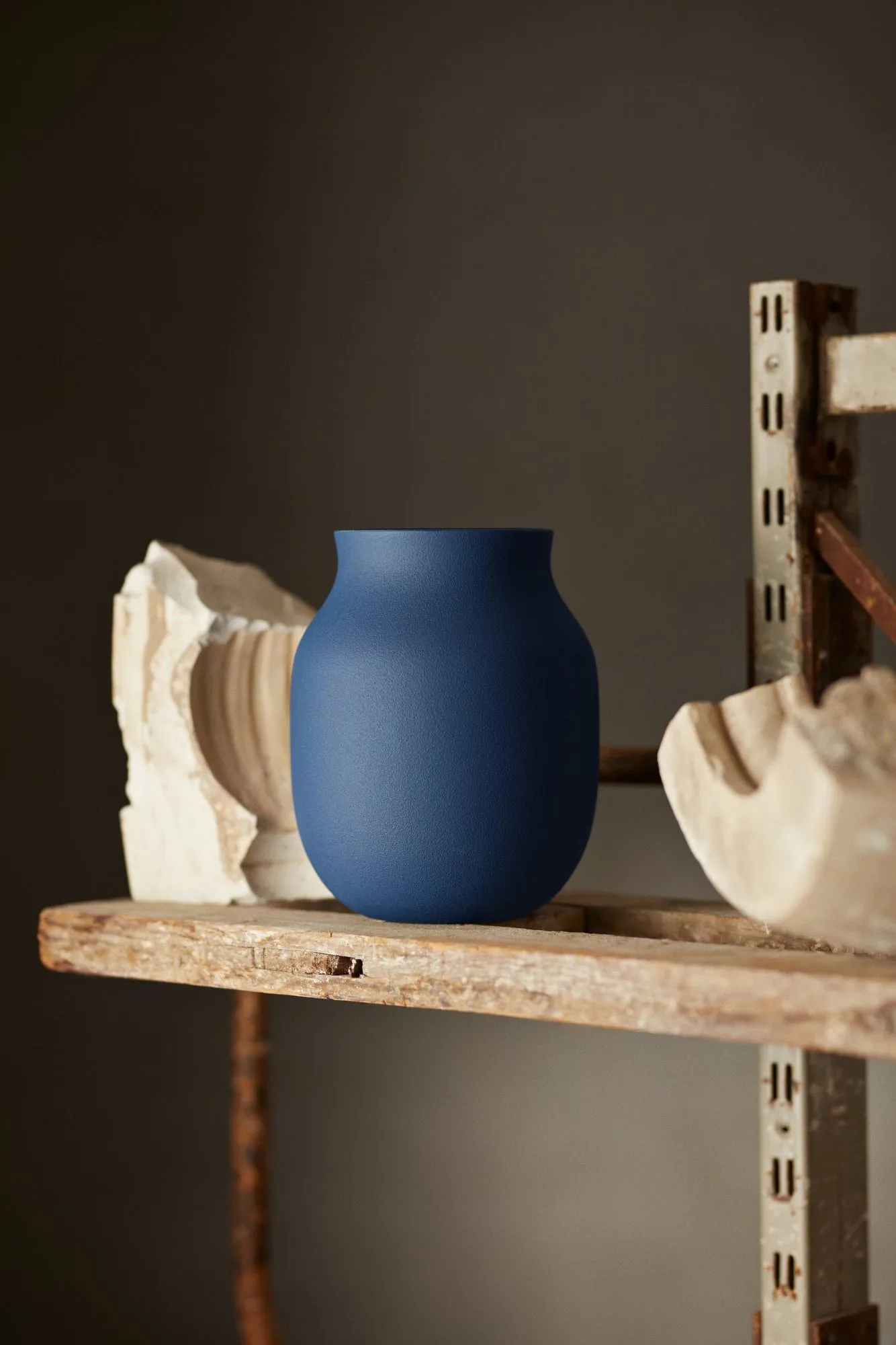 Studio Omaggio vas, Blå, 20 cm Kähler Studio Omaggio vas, Blå, 20 cm Kähler