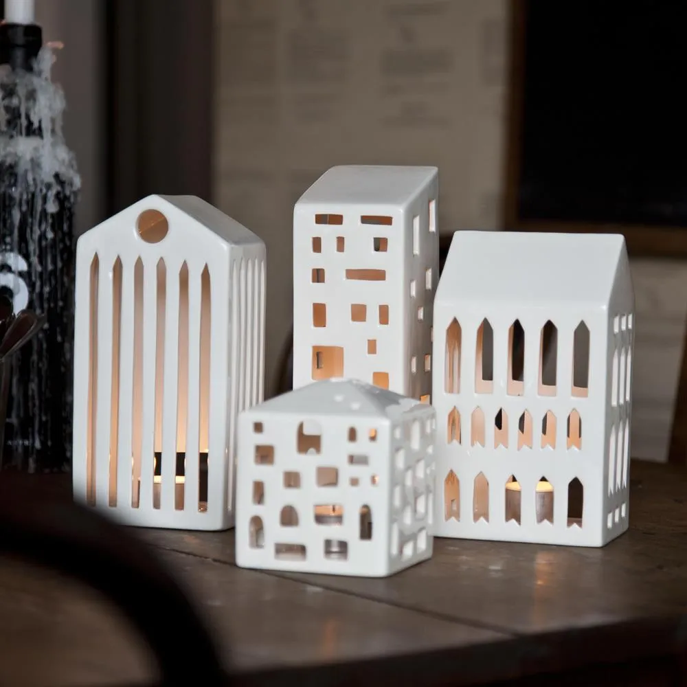 Urbania ljushus, Pantheo Kähler