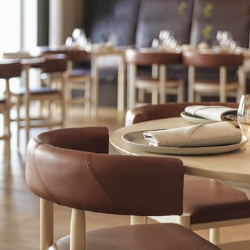 Botero karmstol - Läder Tärnsjö 8420 grön-grönt askstativ - Källemo