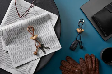 Kaj Bojesen apa nyckelring - Teak-limbaträ, naturläder - Kay Bojesen Denmark