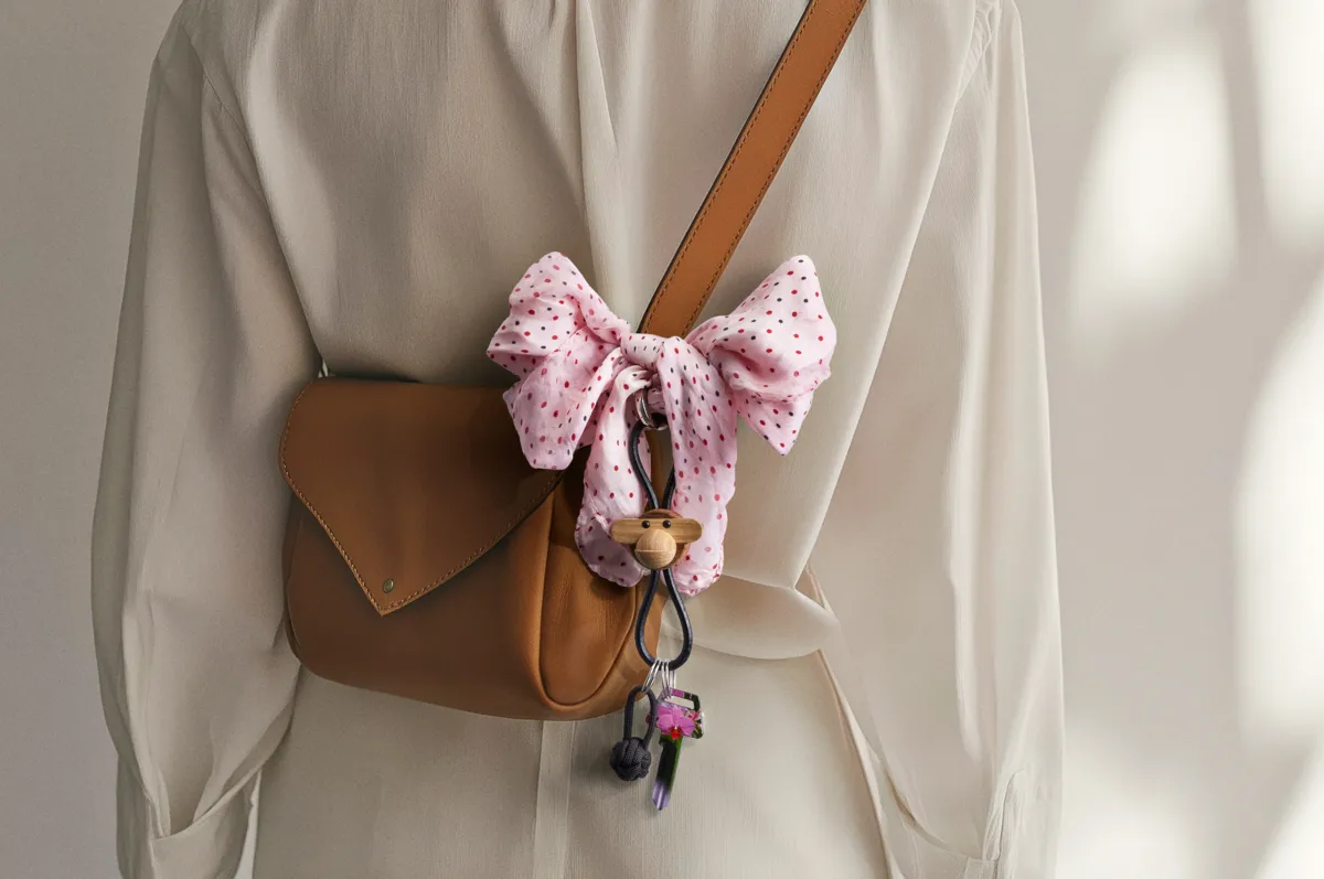 Kaj Bojesen apa nyckelring, Teak-limbaträ, svart läder Kay Bojesen Denmark