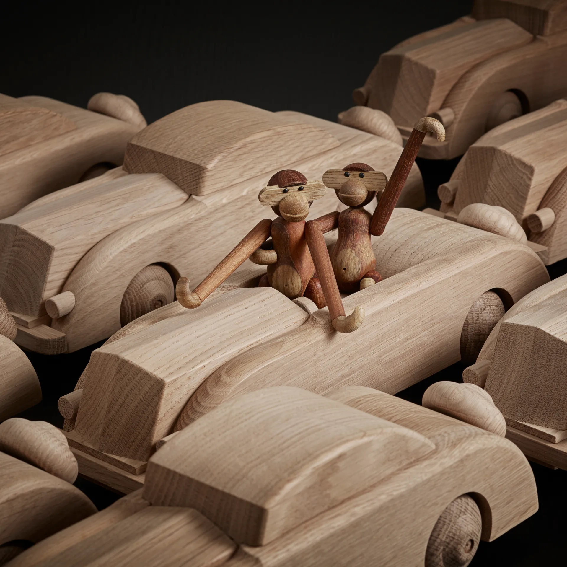 Kay Bojesen limousine stor, Ek Kay Bojesen Denmark