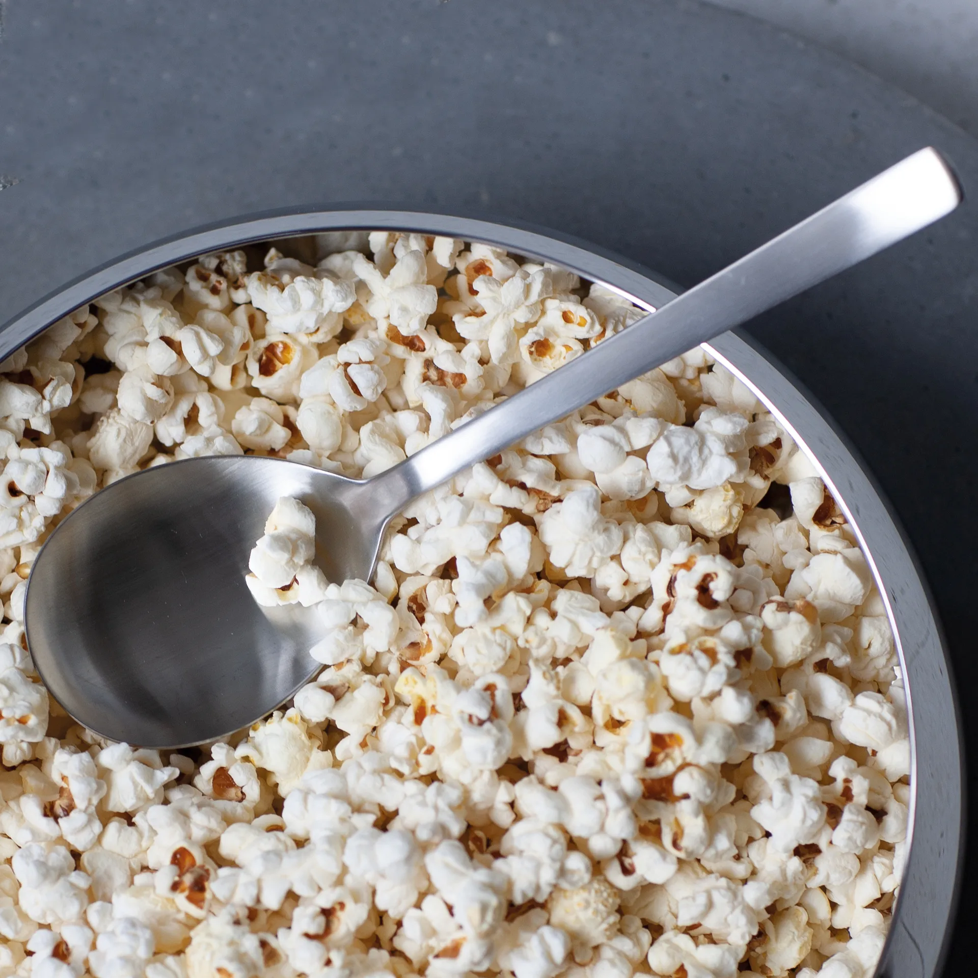 Grand Prix serveringssked 23,5 cm, Matte steel Kay Bojesen