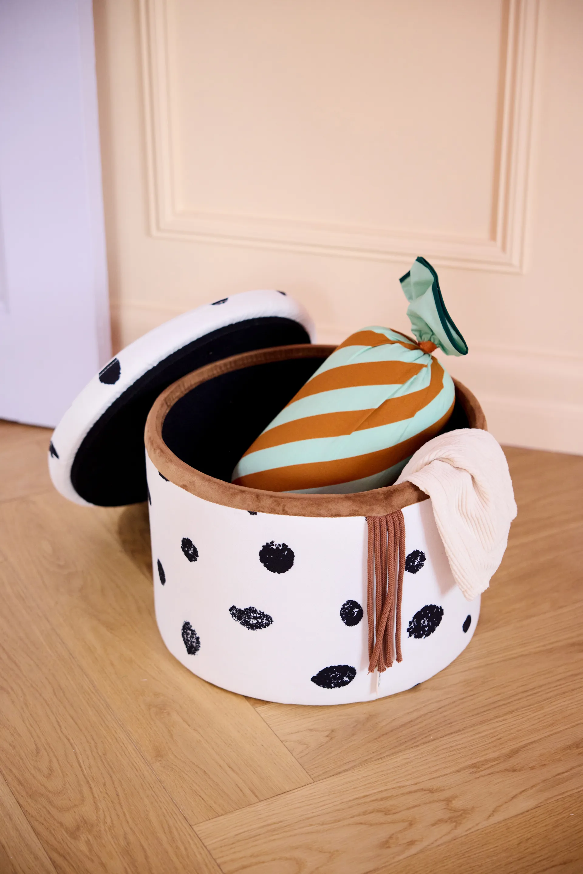 Pippi puff med förvaring Ø40x30,5 cm, Multi Kid's Concept