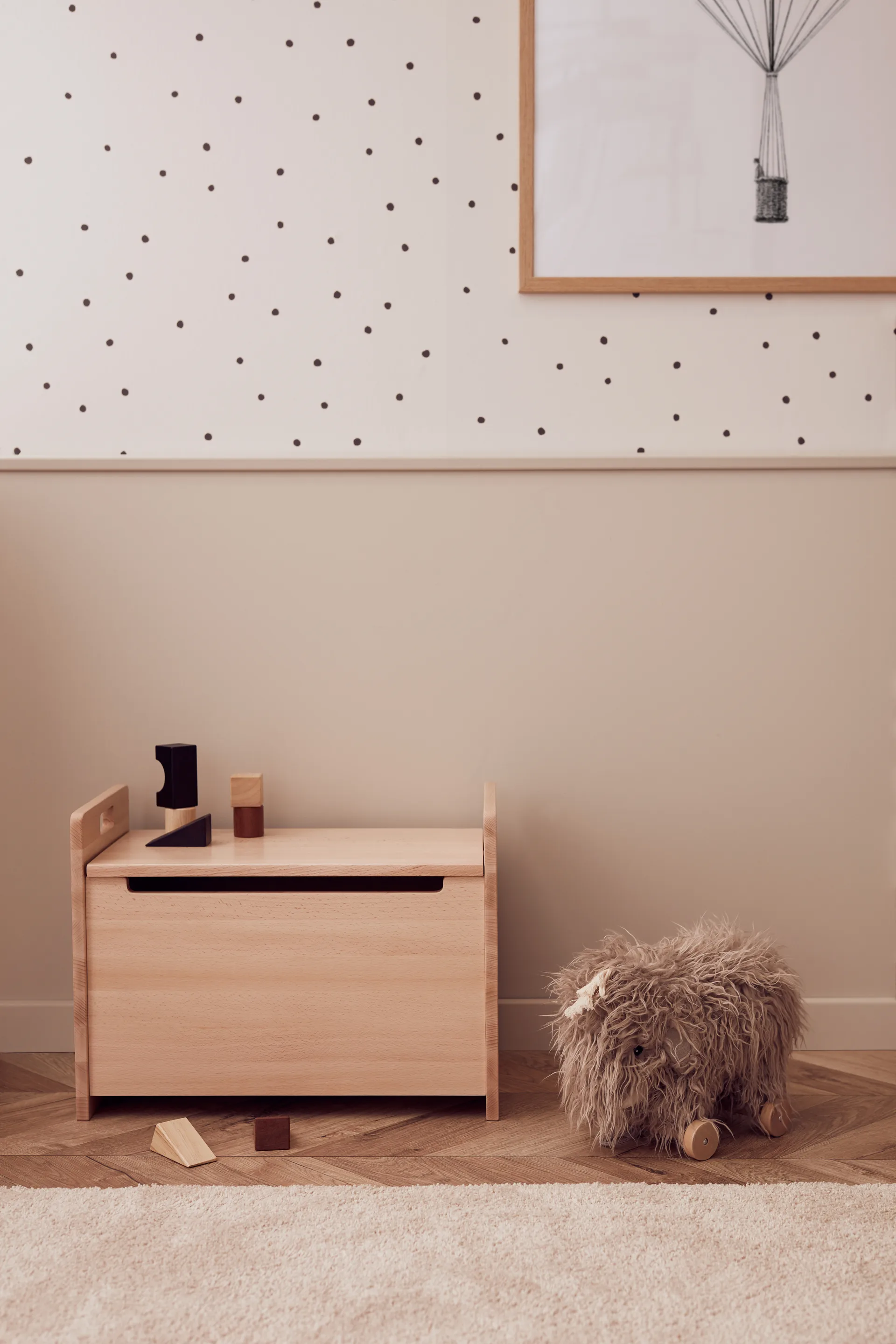 Saga blonde kista, Lackad bok Kid's Concept