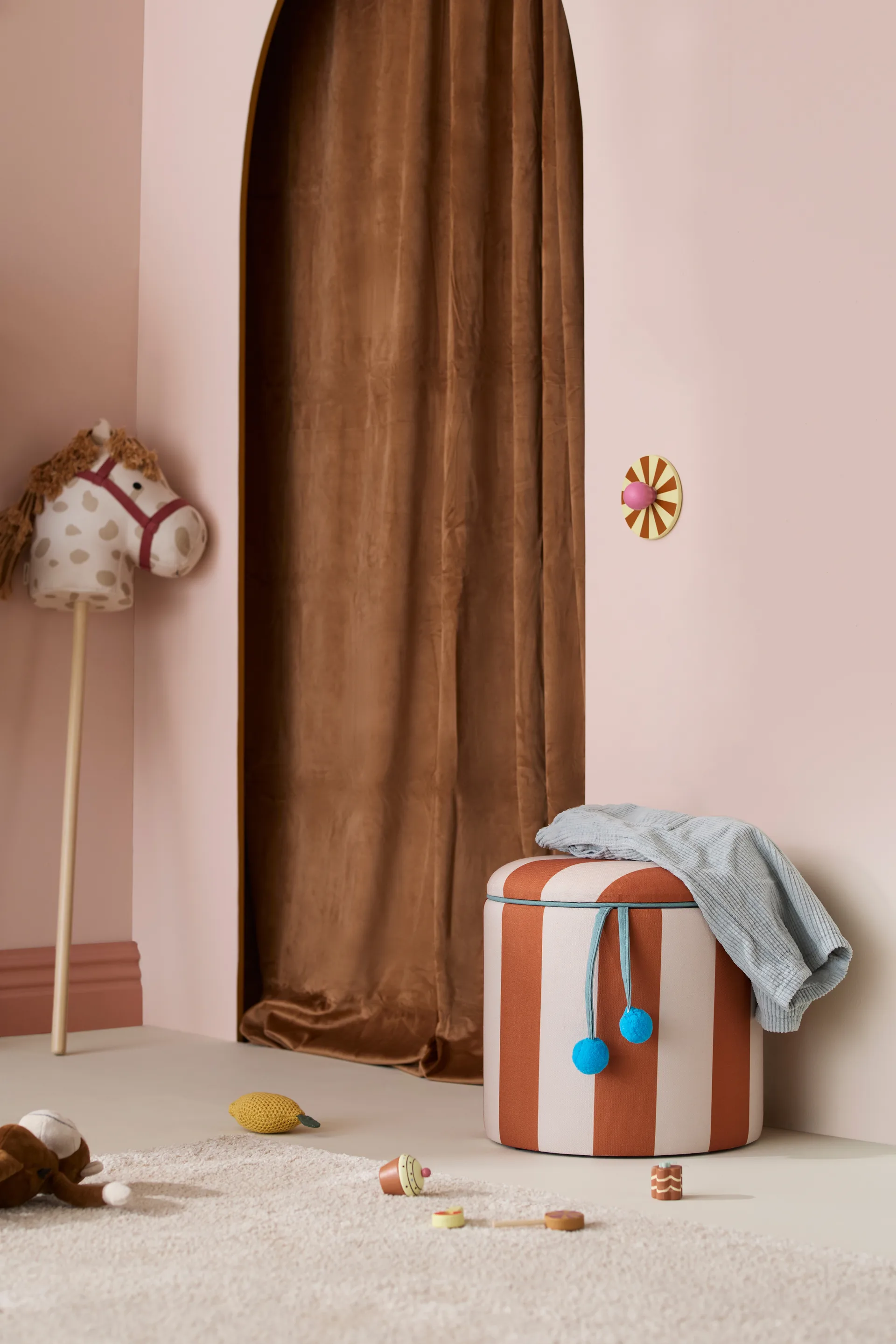 Sittpuff cylinder med förvaring, Brun, Ø40x30,5 cm Kid's Concept