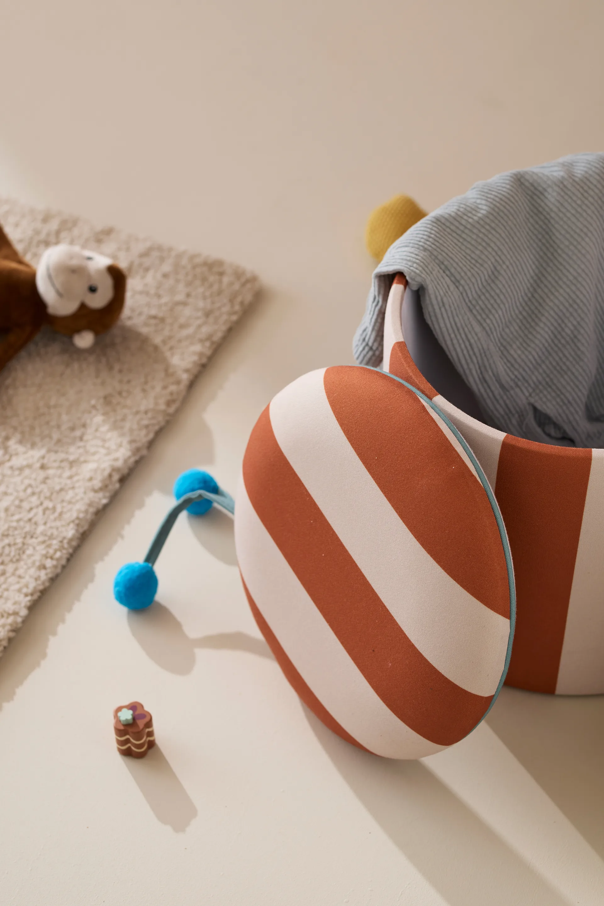 Sittpuff cylinder med förvaring, Brun, Ø40x30,5 cm Kid's Concept