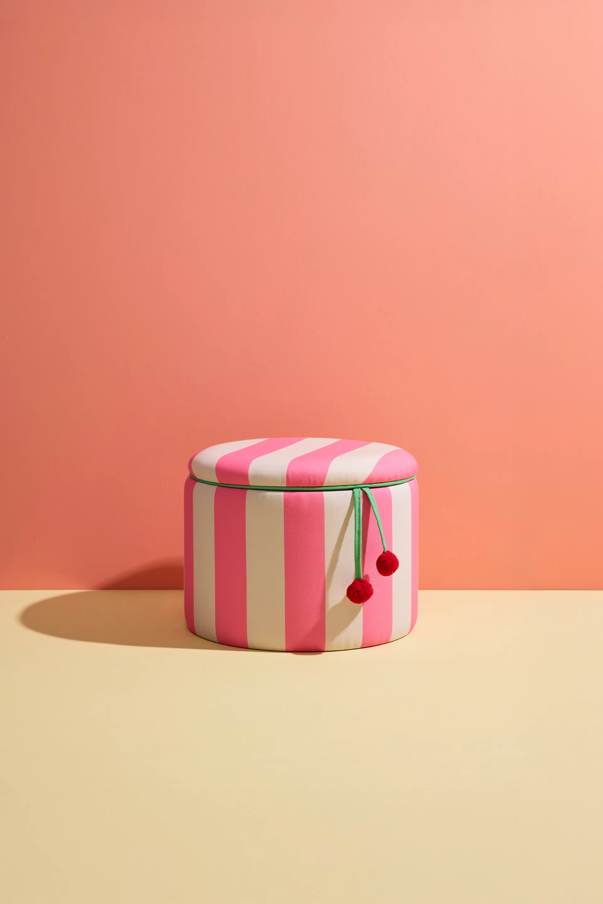 Sittpuff cylinder med förvaring, Rosa, Ø40x30,5 cm Kid's Concept