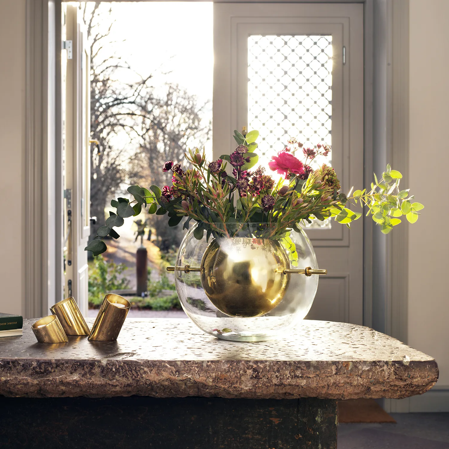 Alba rund vas, Mässing KLONG