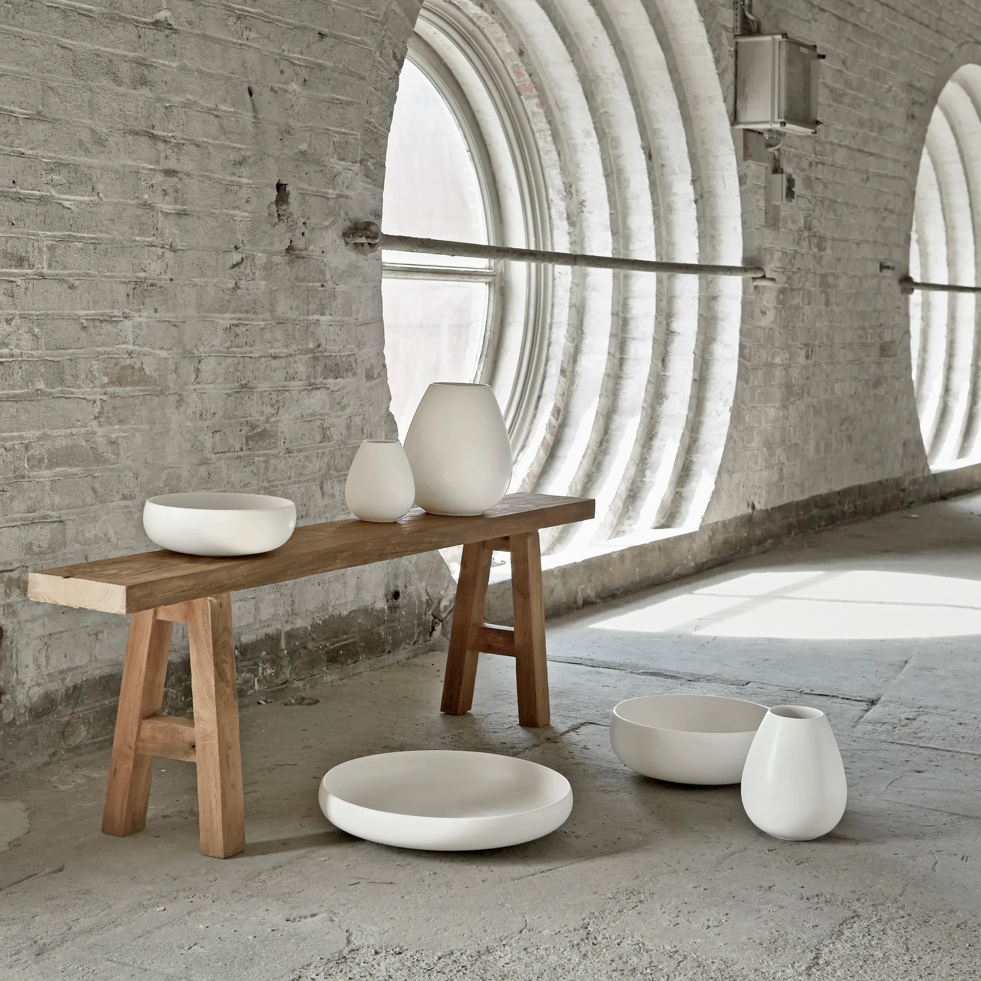 Earth skål 30 cm, Kalk-vit Knabstrup Keramik