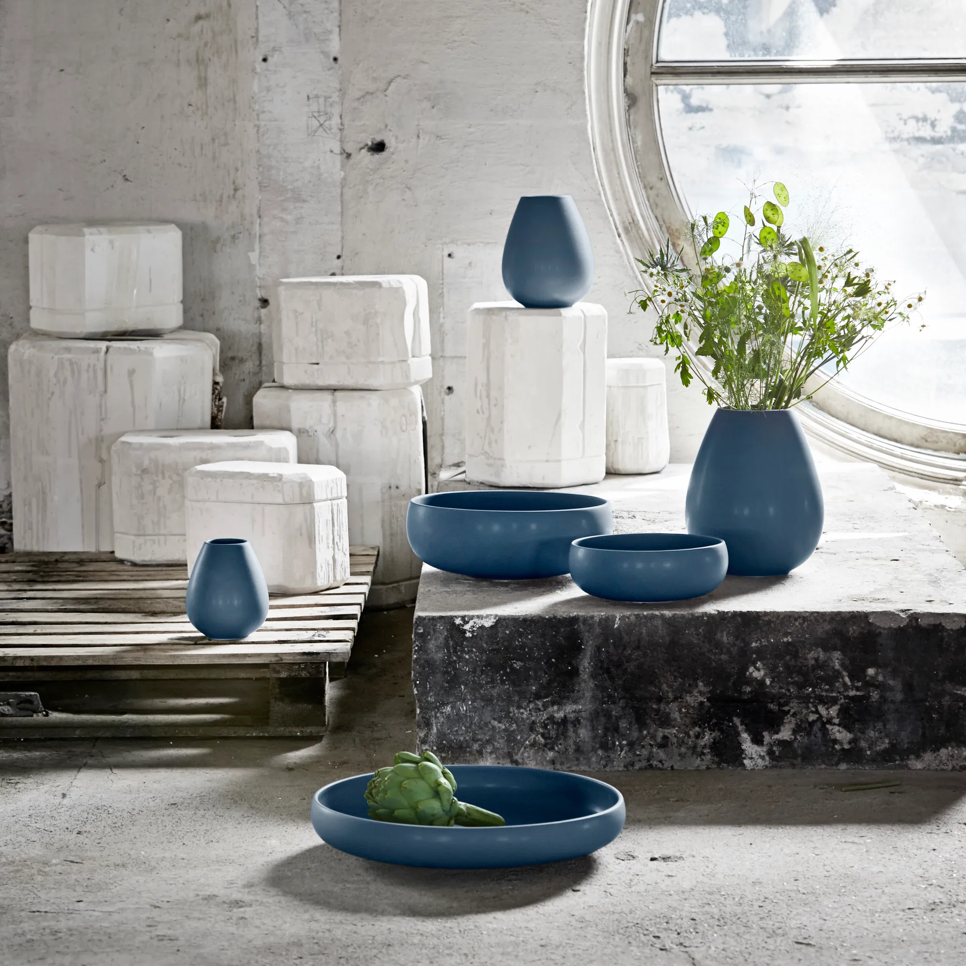 Earth vas 14 cm, Blå Knabstrup Keramik