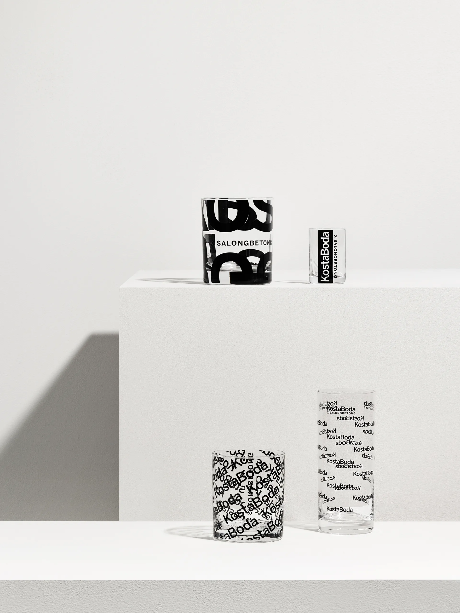 Salong Betong DOF glas 35 cl 2-pack, Klar-svart Kosta Boda