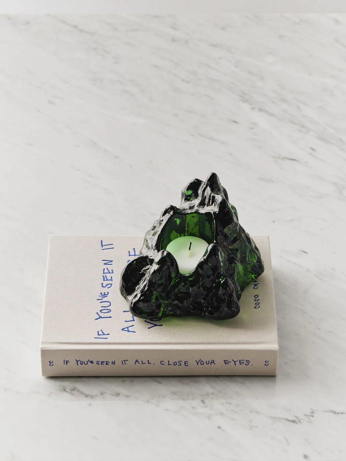 The Rock ljuslykta 91 mm, Smaragd grön Kosta Boda