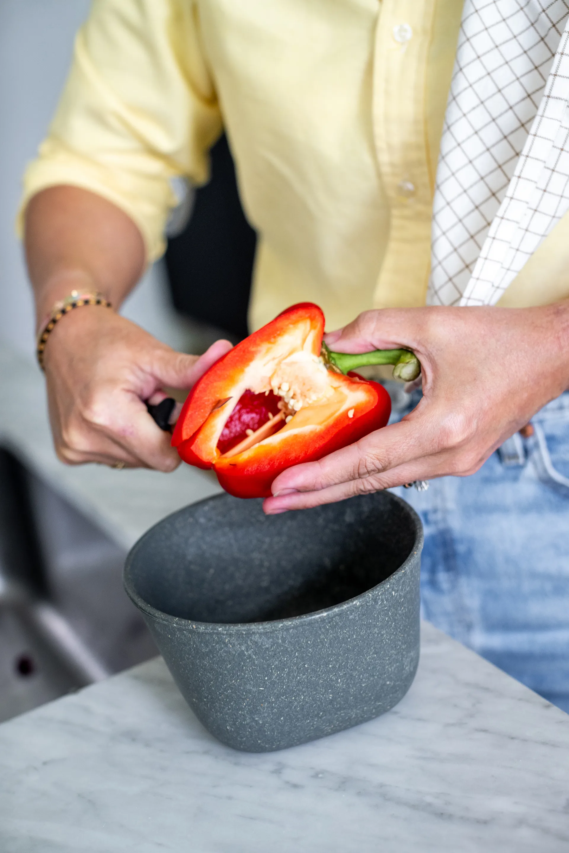 Connect skål med lock 1 L biocirkulär termoplast, Nature ash grey Koziol