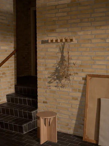 Column klädhängare 49 cm - Ljusoljad ek - Kristina Dam Studio