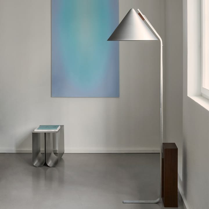 Cone golvlampa - Aluminium borstad - Kristina Dam Studio