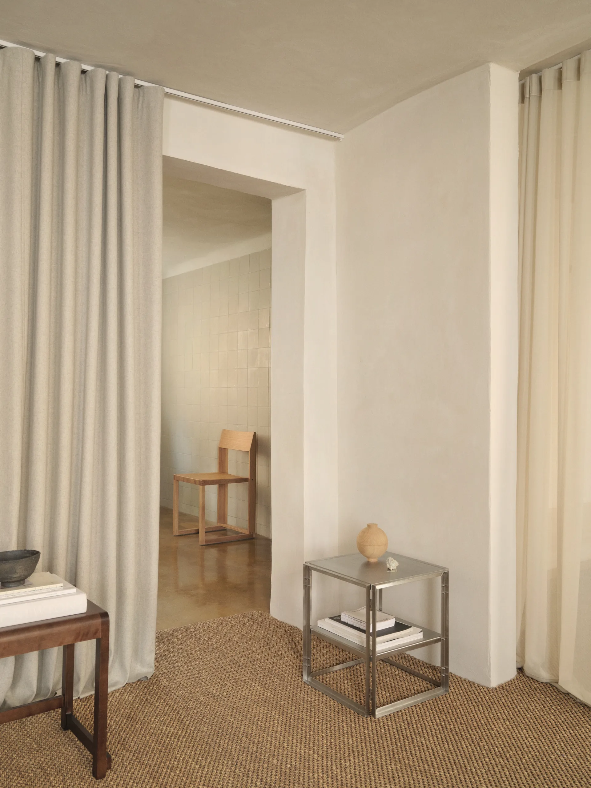 Foldable sidobord 40x40 cm, Borstat rostfritt stål Kristina Dam Studio