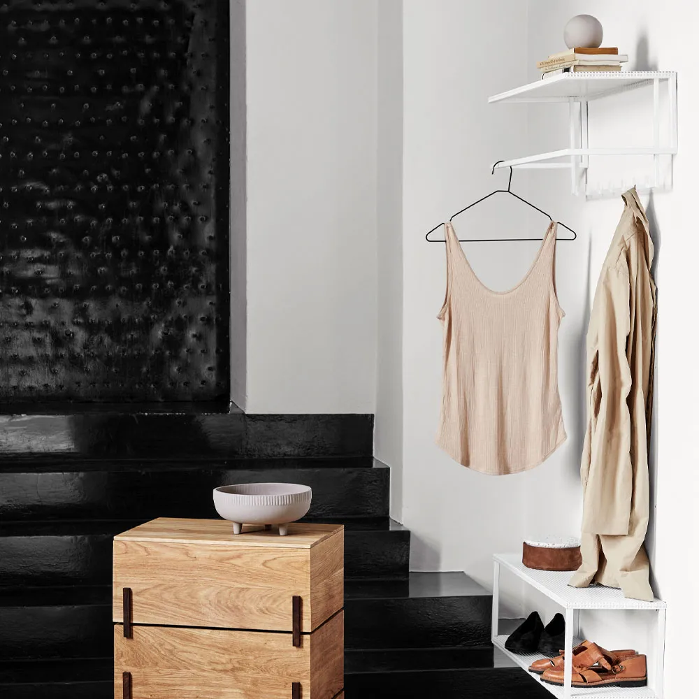 Grid hatthylla, Black Kristina Dam Studio