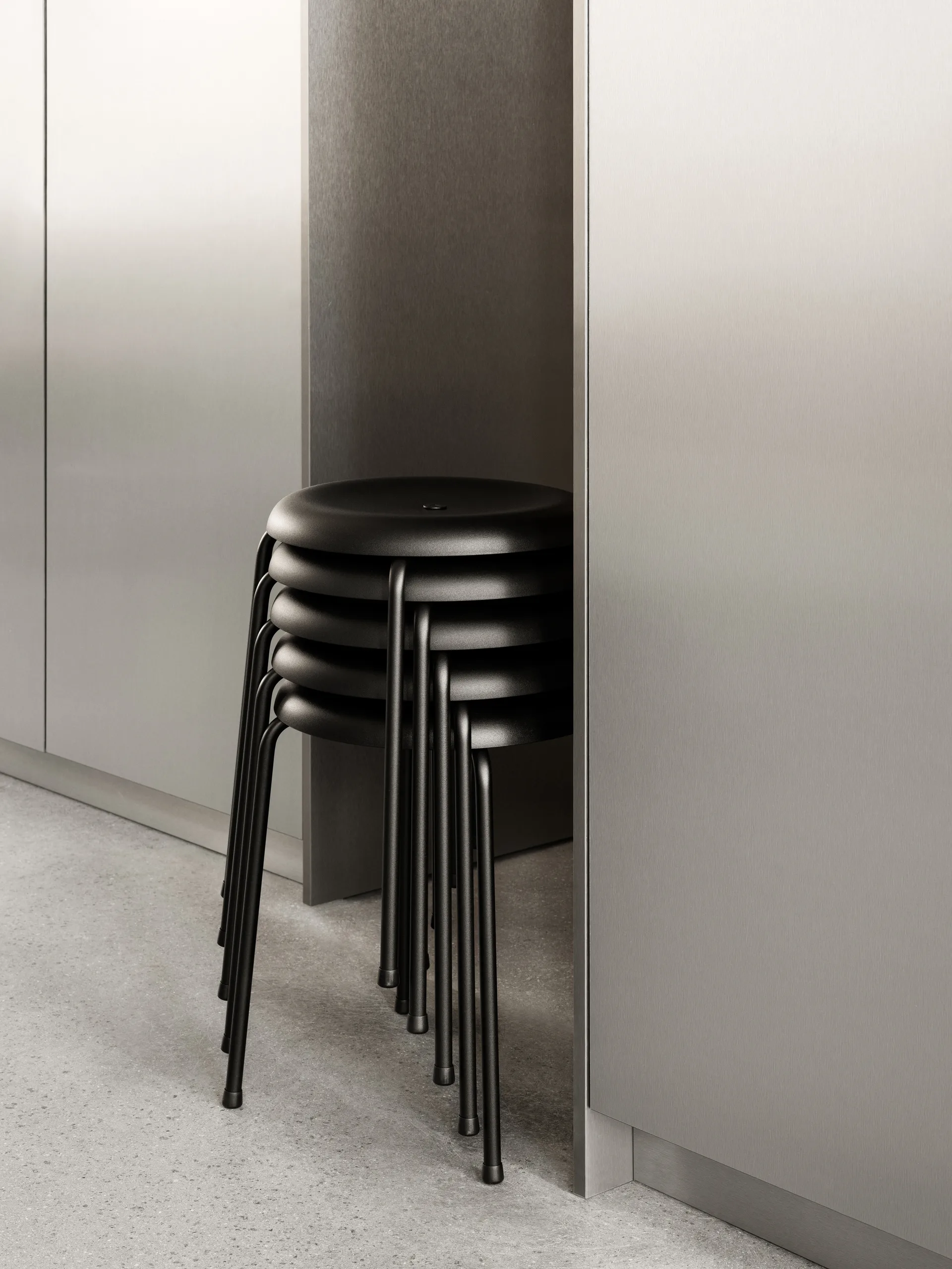 Taburett pall, Svart läder-kromat stativ, 45 cm Lammhults