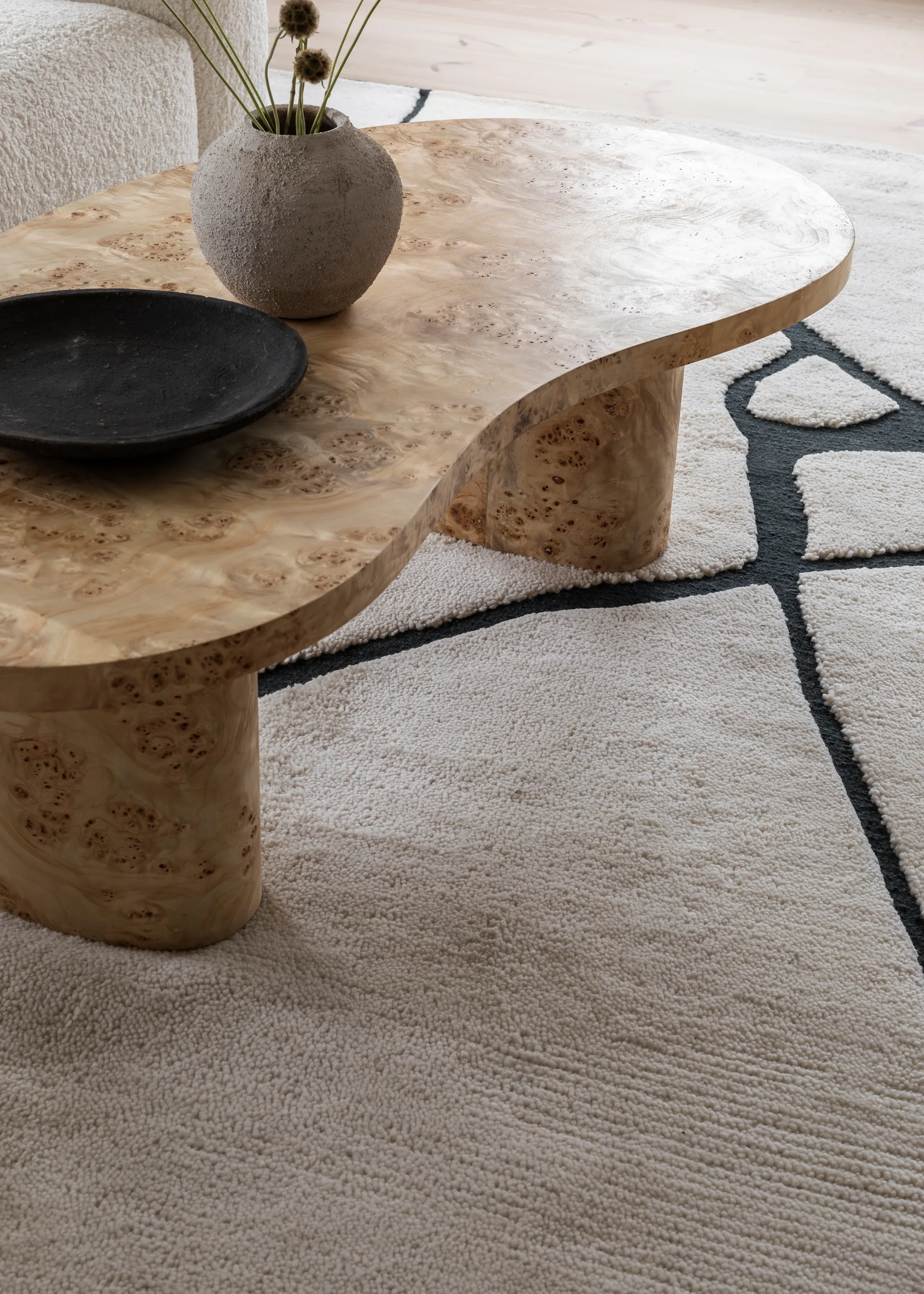 Gute ullmatta, Black and white 180x270 cm Layered