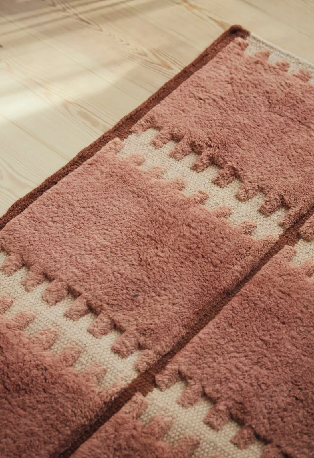 Lilly ullmatta, Rust, 250x350 cm Layered