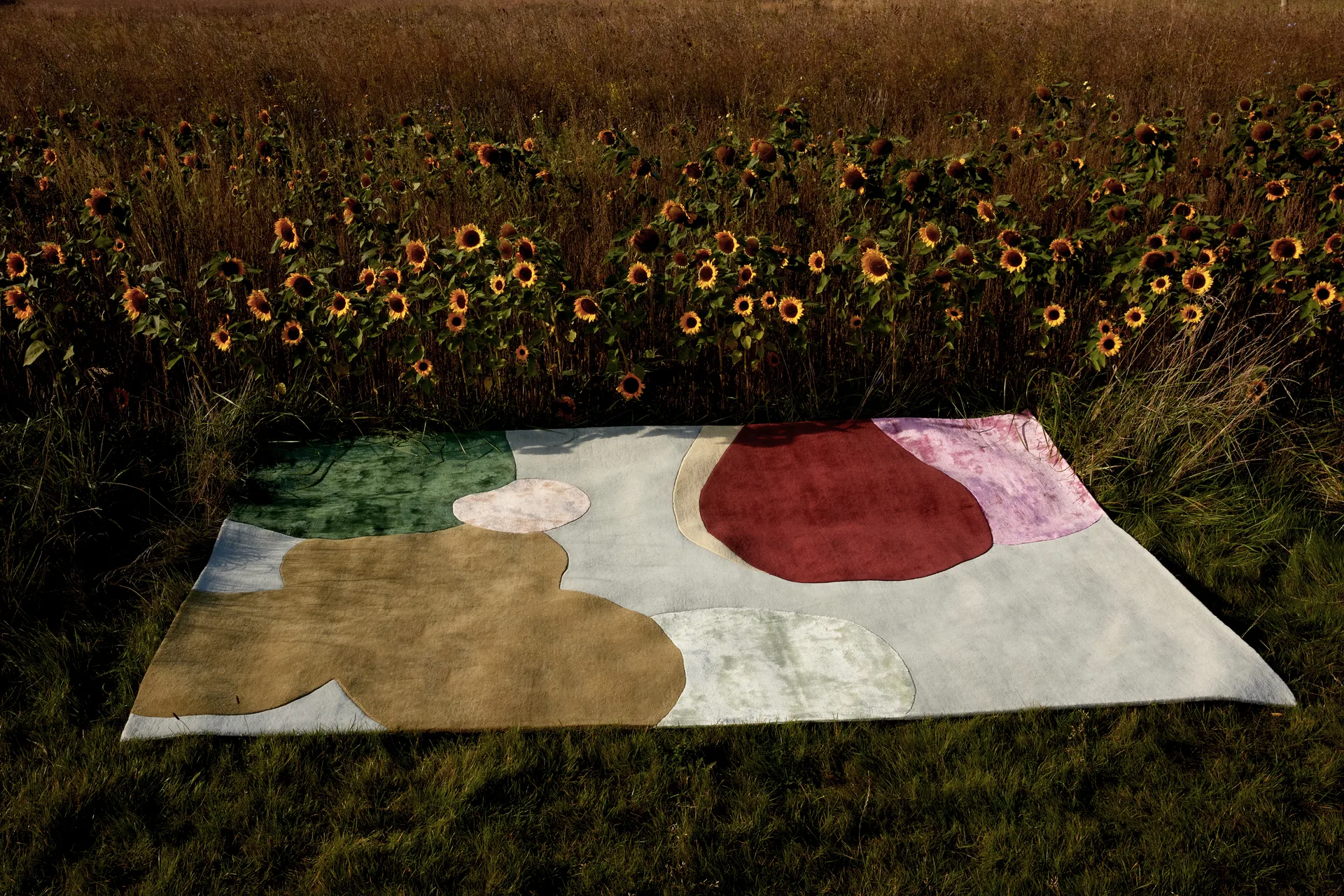 Sleeping Flower ullmatta, 180x270 cm Layered