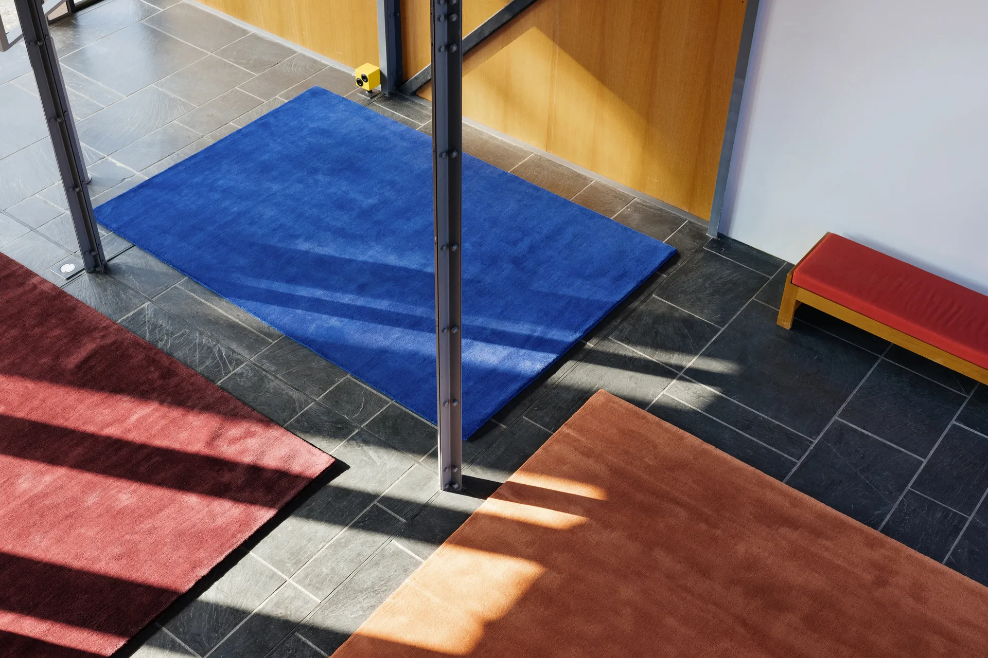 Solid Wool ullmatta, Blue foncé, 300x400 cm Layered