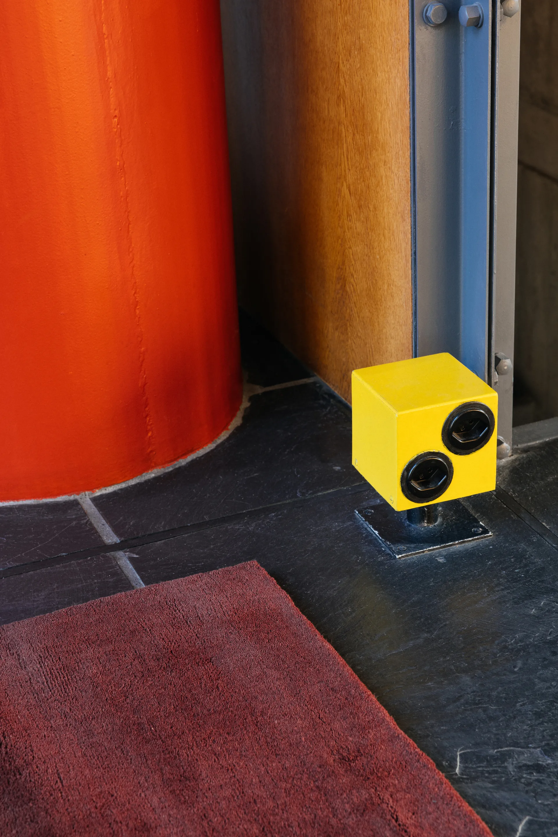 Solid Wool ullmatta, Ruby red, 300x400 cm Layered