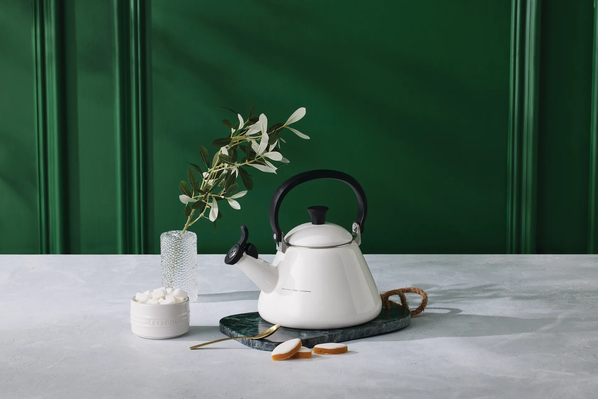 Le Creuset Kone vattenkittel med vissla, White Le Creuset