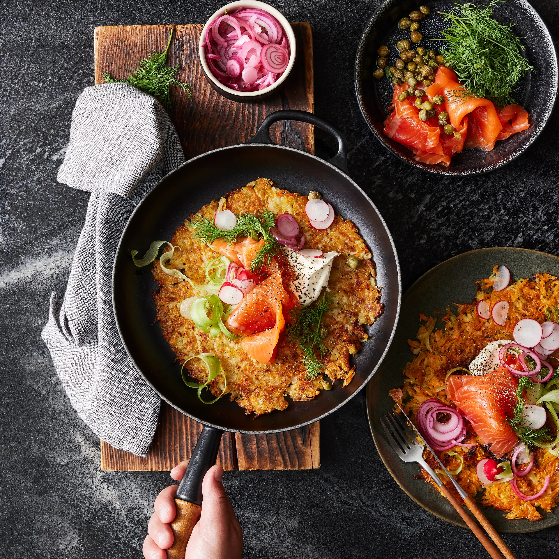 Le Creuset Signature stekpanna trähandtag 28 cm, Bleu Riviera Le Creuset