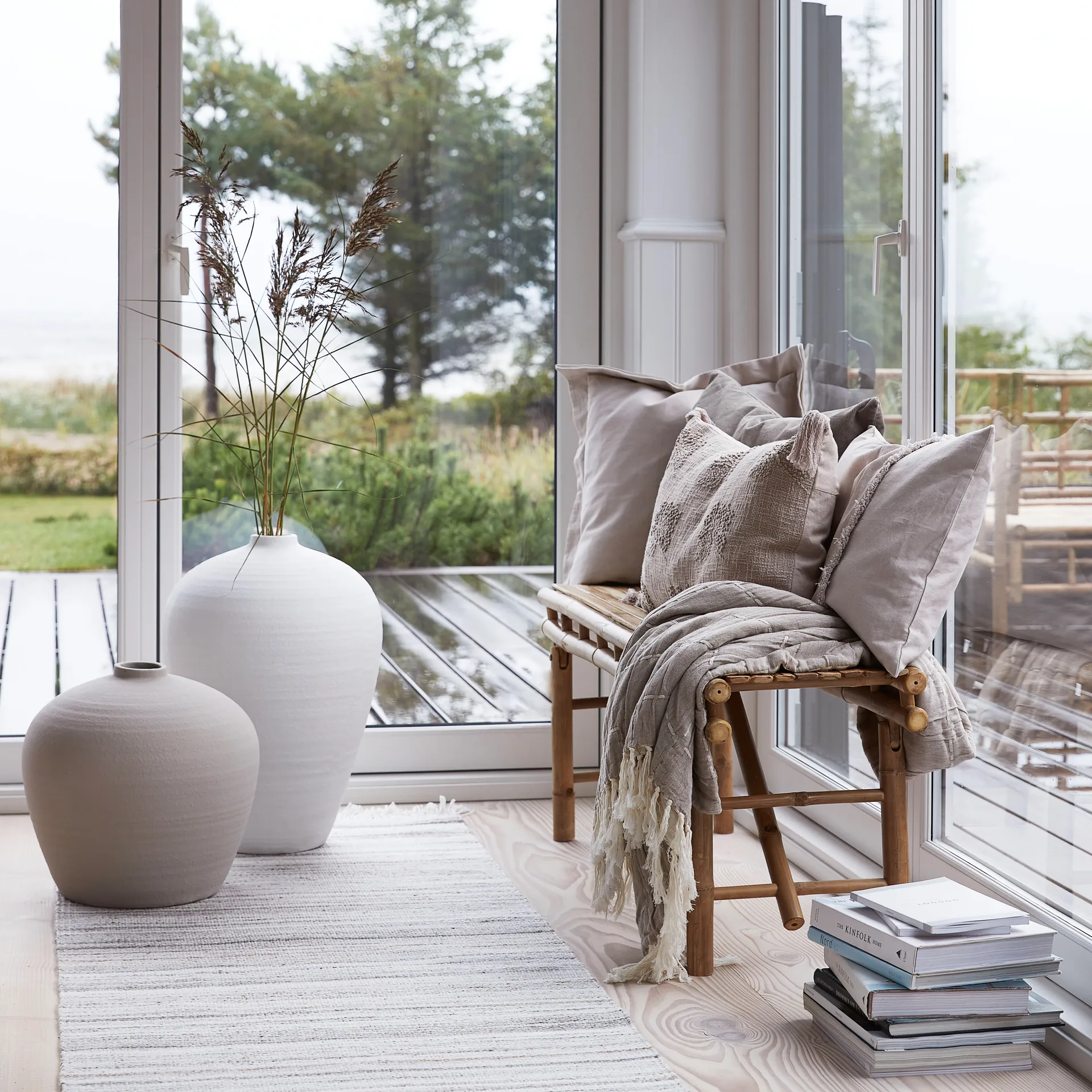 Catia vas 57 cm, Vit Lene Bjerre