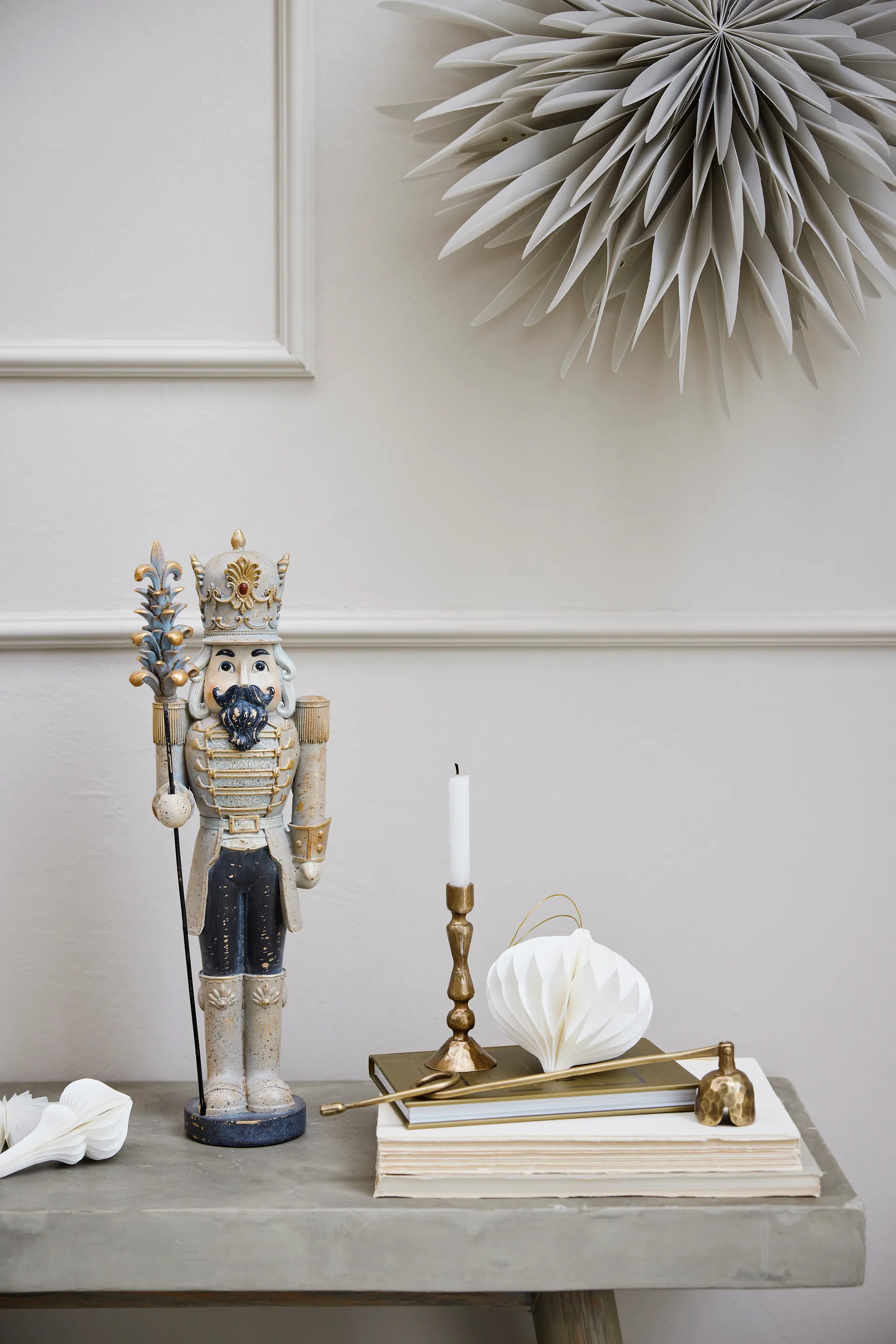 Palisia dekorationsstjärna Ø40 cm, Light grey Lene Bjerre