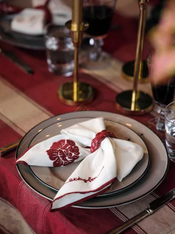 Flower linen-cotton servett 50x50 cm - Vit-röd - Lexington