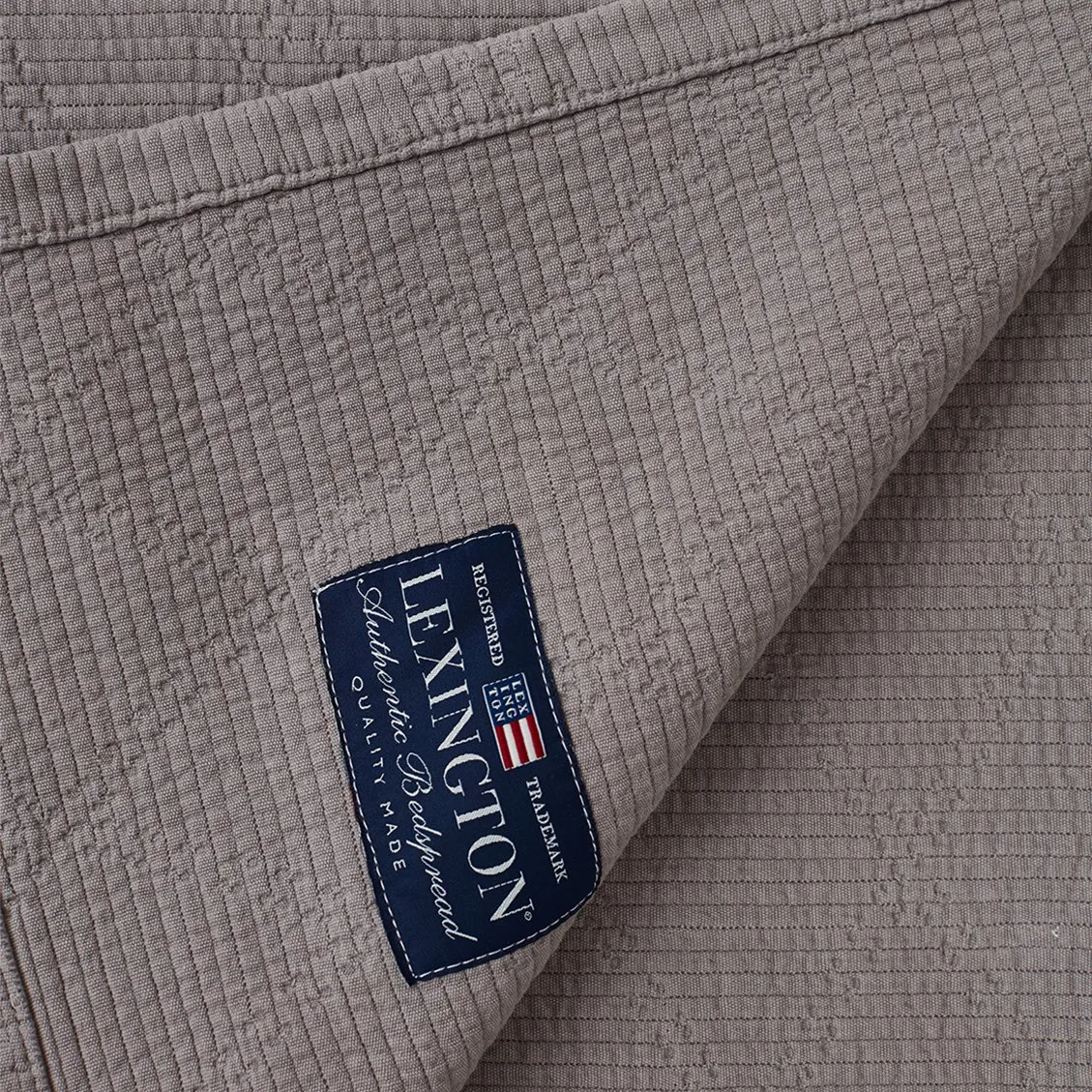 Icons Quilted överkast 240x260 cm, Gray Lexington