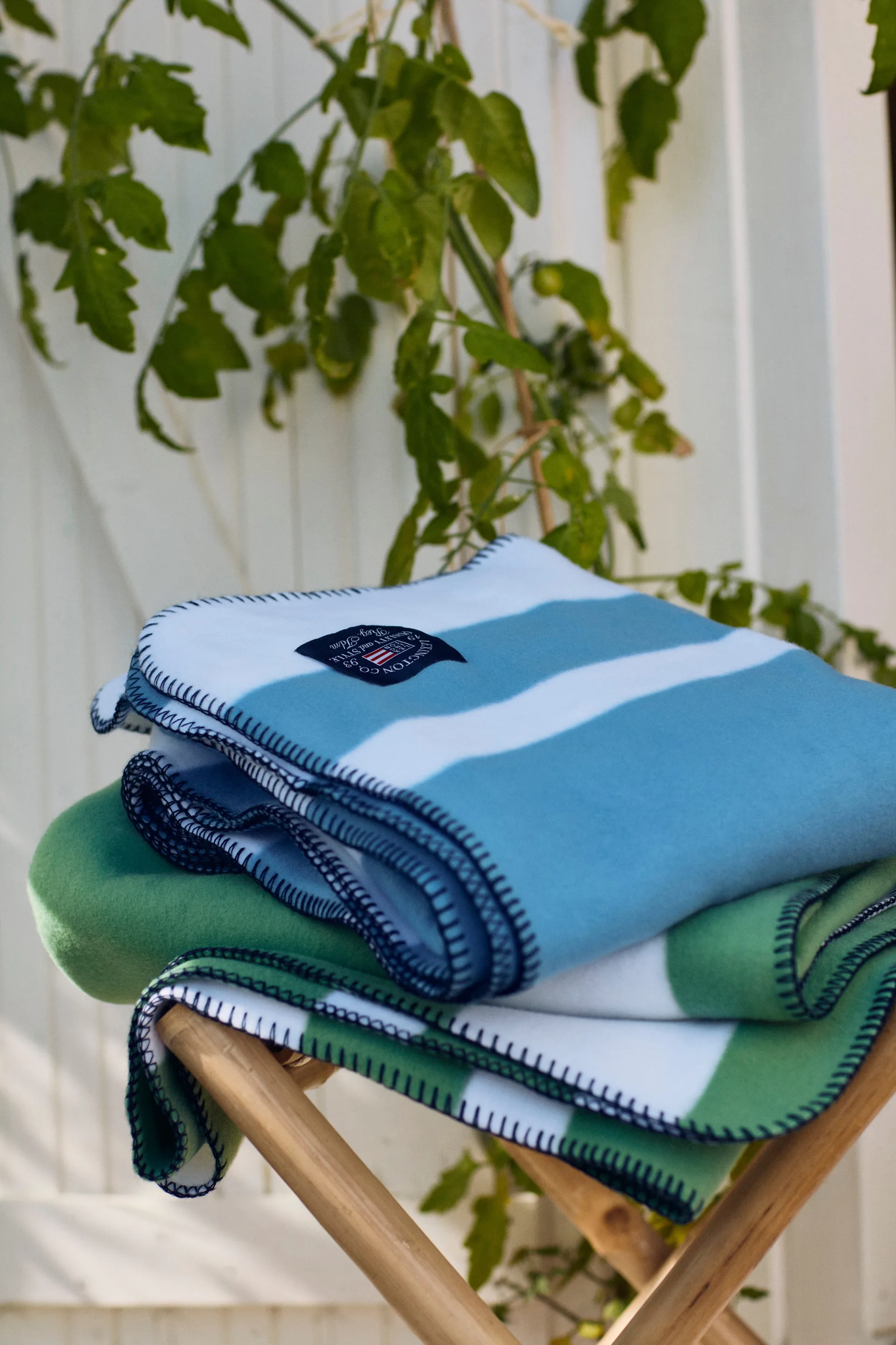 Irregular Striped Fleecefilt 130x170 cm, Blue-White Lexington