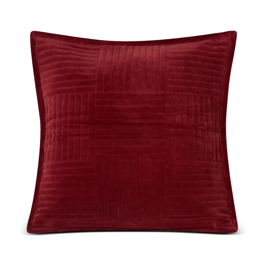 Quilted Velvet Star kuddfodral 50x50 cm, Red Lexington