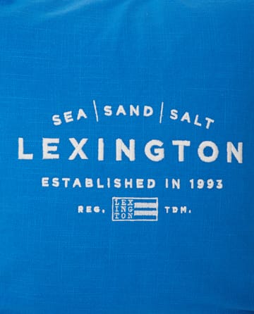 Sea Sand Salt Logo Embroidered kuddfodral 50x50 cm - Blå-vit - Lexington