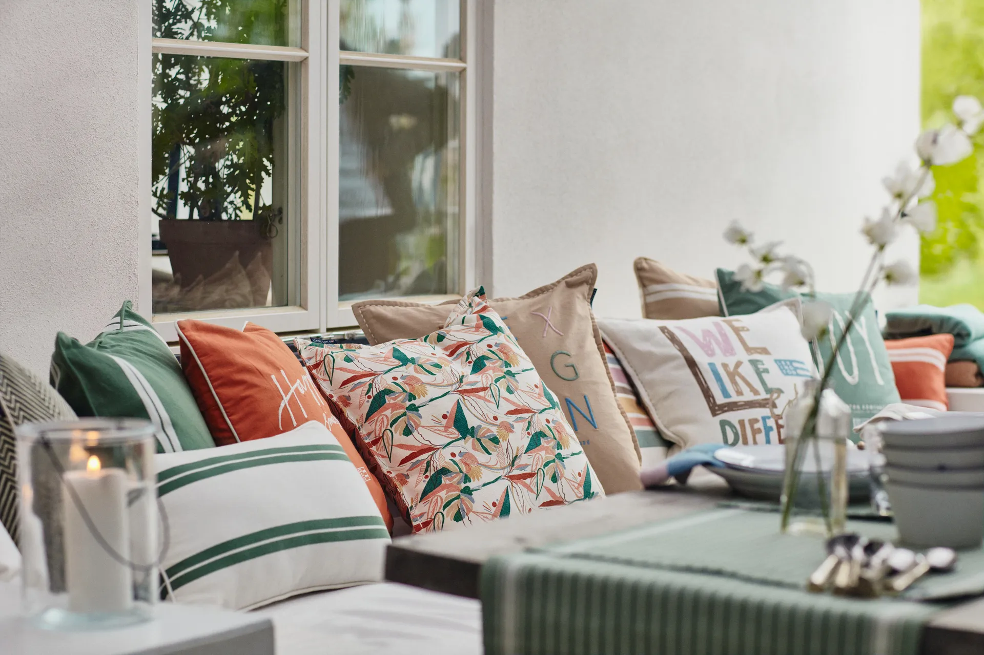 Side Striped kudde small 30x50 cm, White-green Lexington