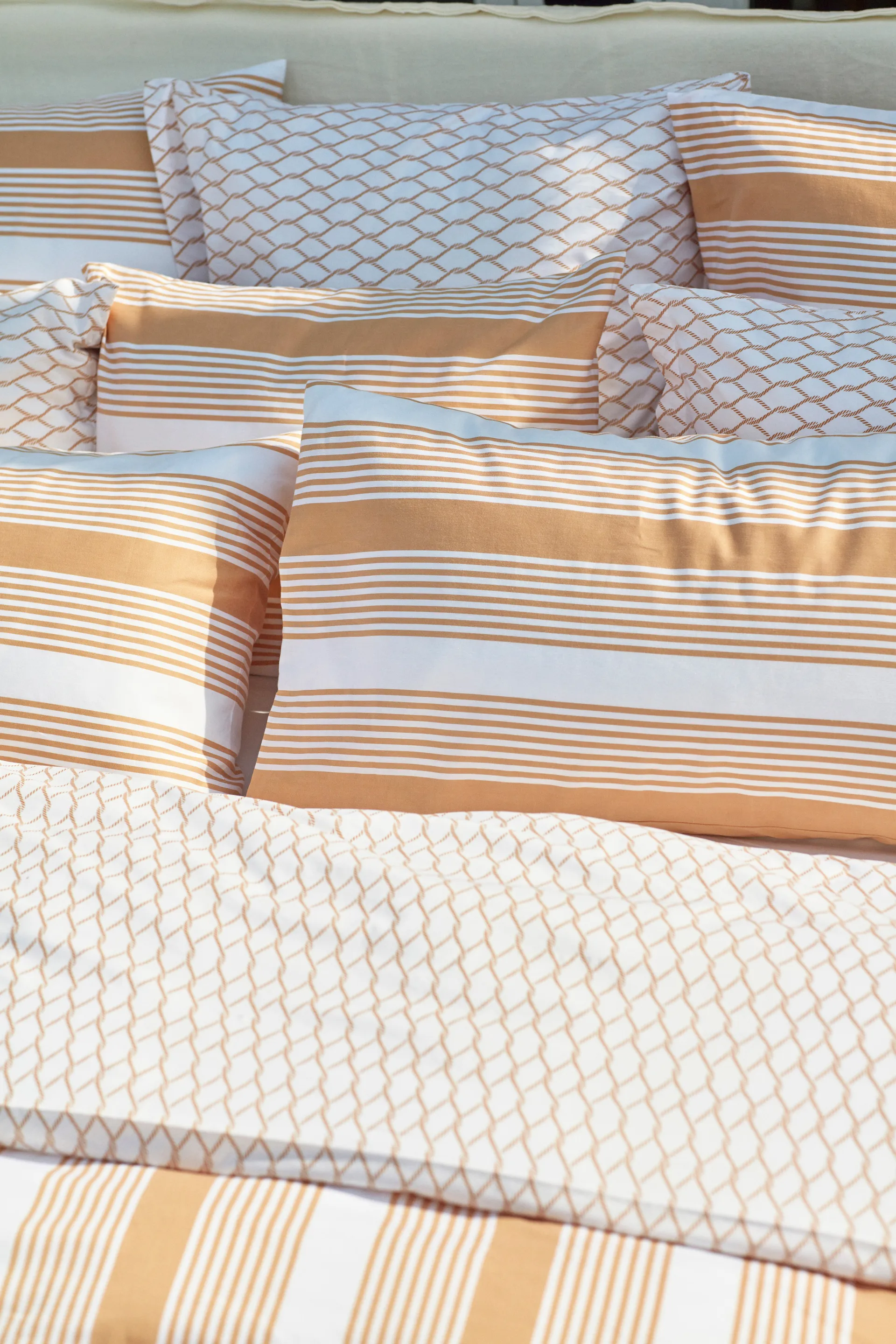 Striped Cotton Sateen bäddset 150x210 cm, Beige-vit Lexington