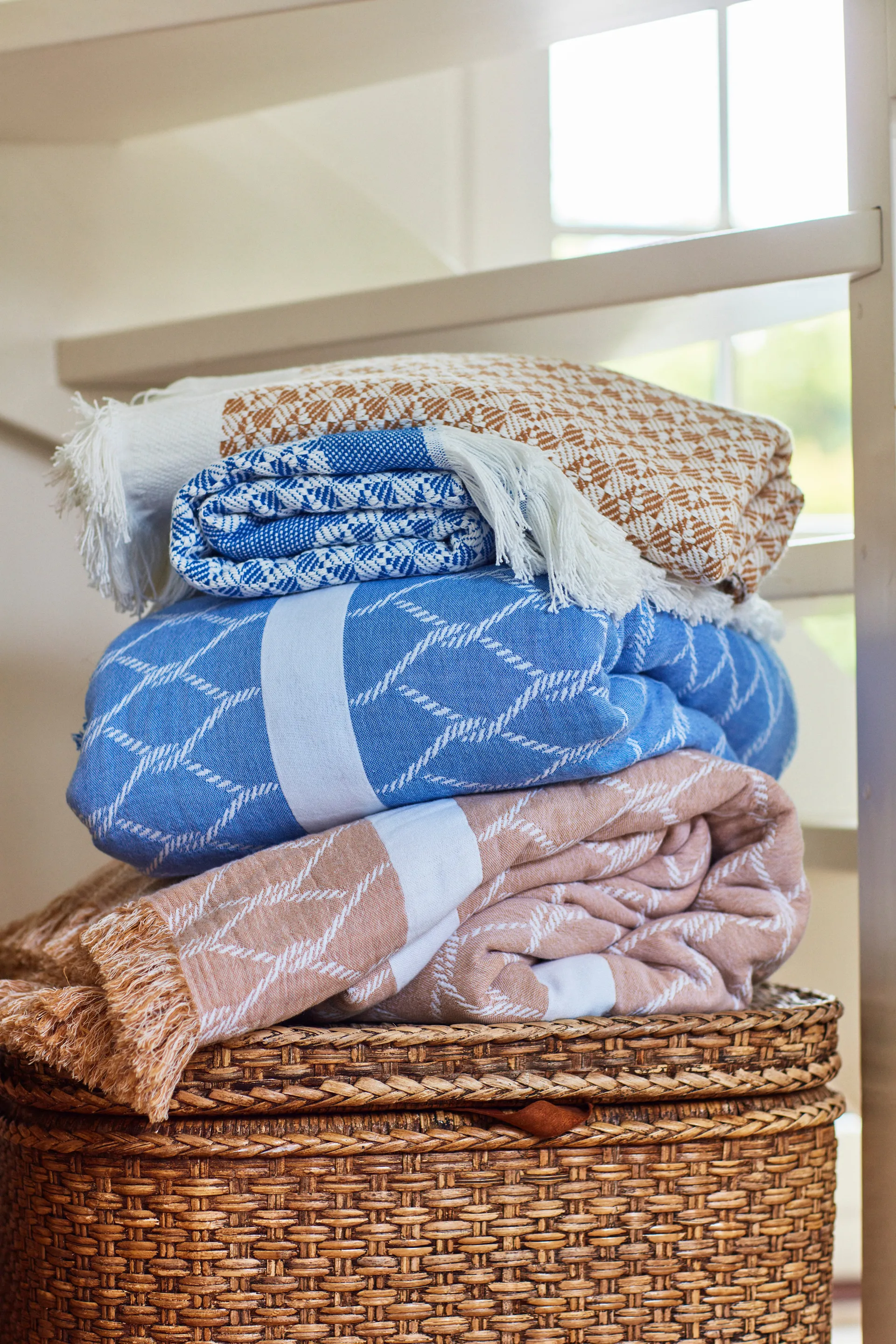 Striped Structured Recycled bomullspläd 130x170 cm, Blå-vit Lexington