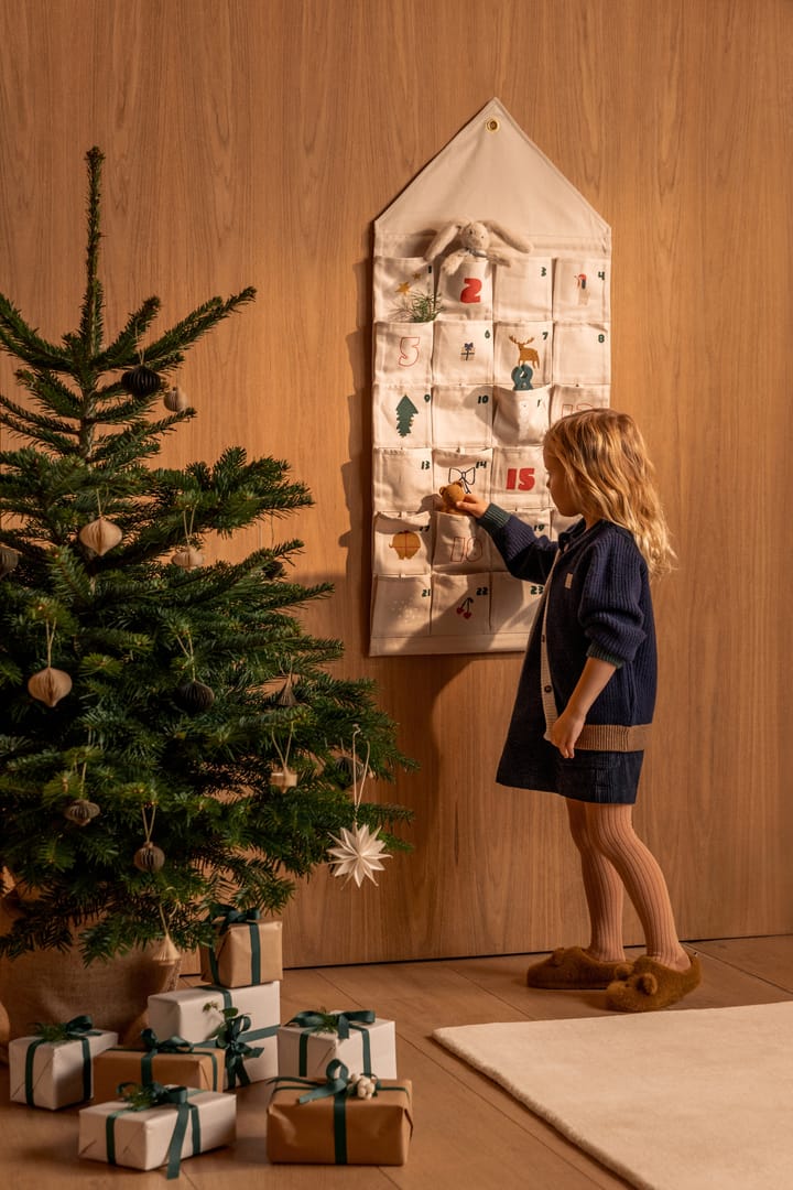 Babbo julkalender, Holiday-Sandy Liewood
