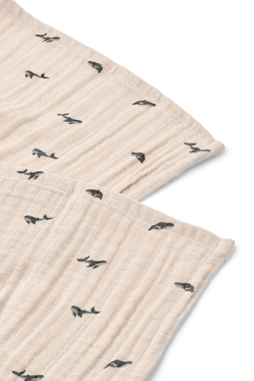 Lewis muslin filt 2-pack 65x65 cm - Mini whale-Sandy - Liewood