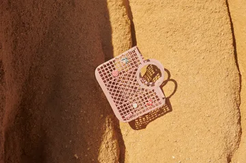 Samantha korg med berlocker - Rose - Liewood