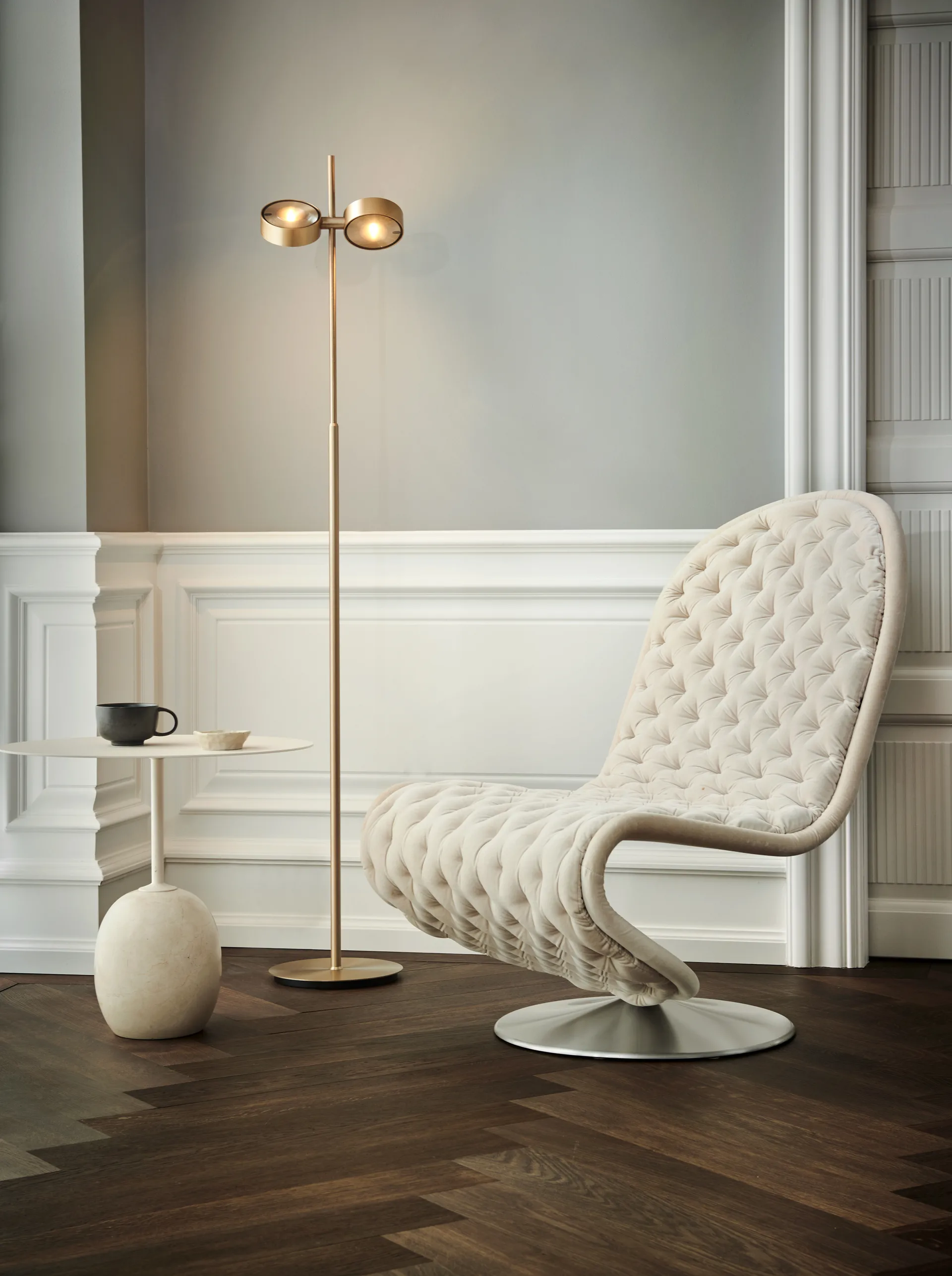 Orbit golvlampa, Brass Light-Point