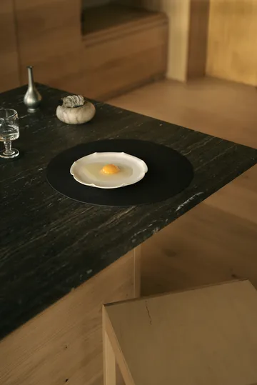 Corduroy bordstablett - Black ink, circle, L - LIND DNA