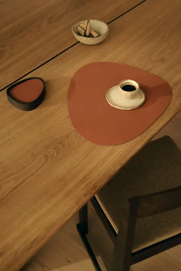 Corduroy bordstablett curve L - Rust - LIND DNA