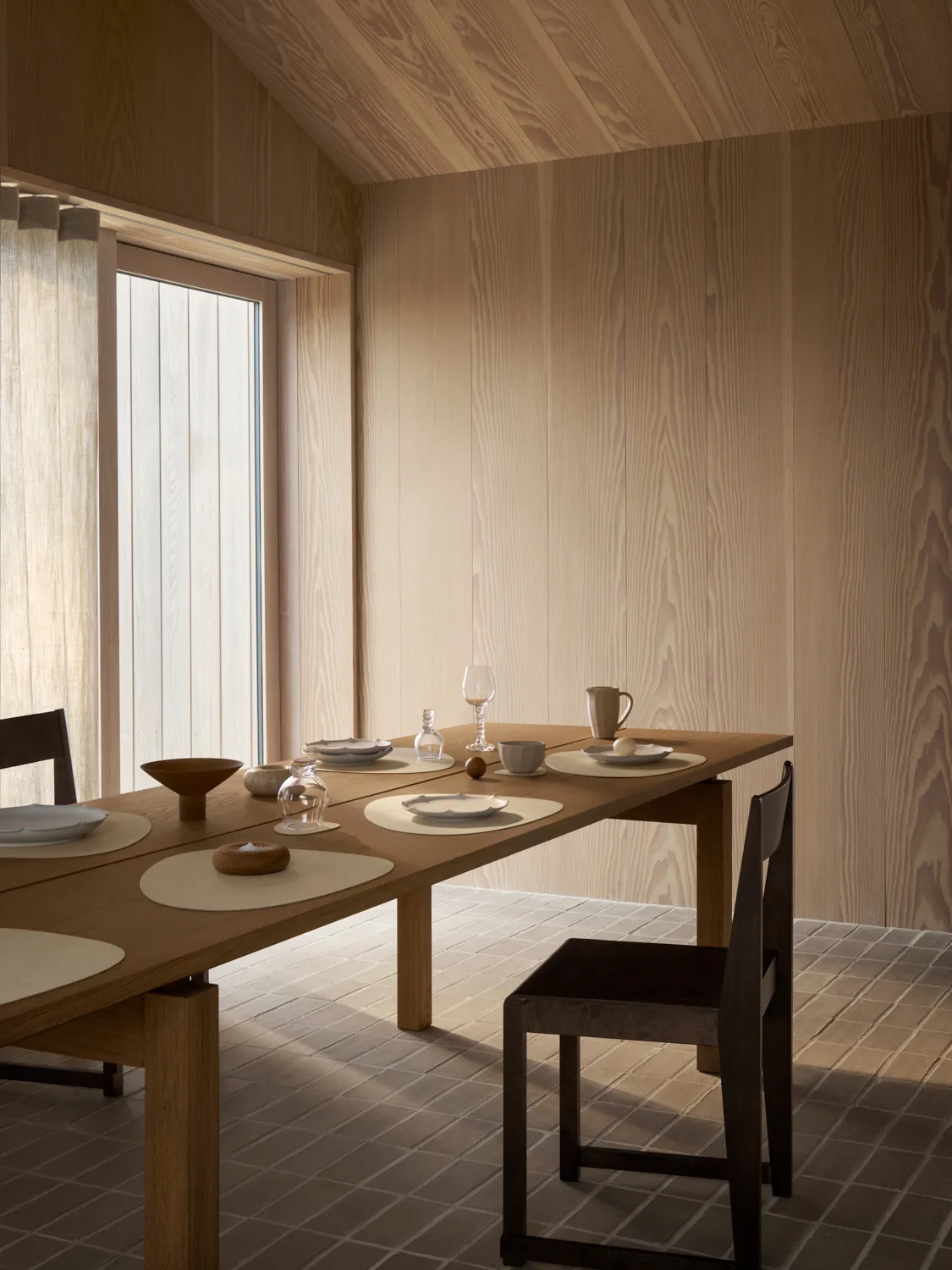 Corduroy bordstablett curve L, Vanilla LIND DNA