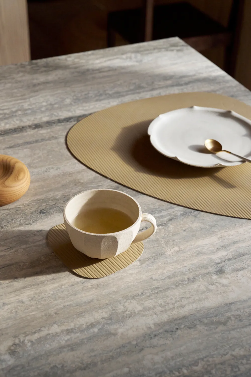 Corduroy glasunderlägg curve, Khaki LIND DNA