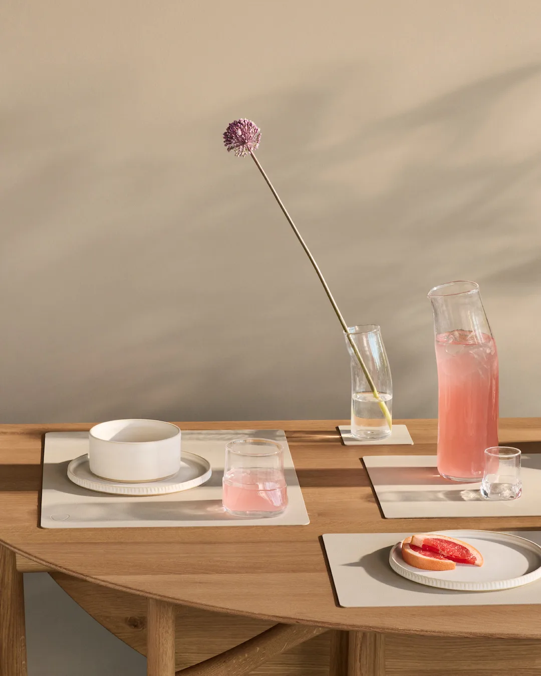 Nupo bordstablett square L, Oyster white LIND DNA