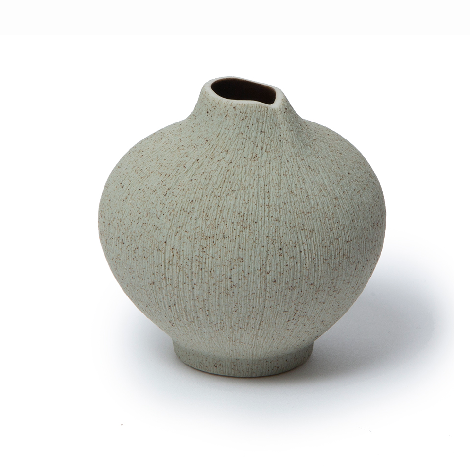 Lindform Line vas Sand grey, small | Skandinavisk Design | Vaser | Grå